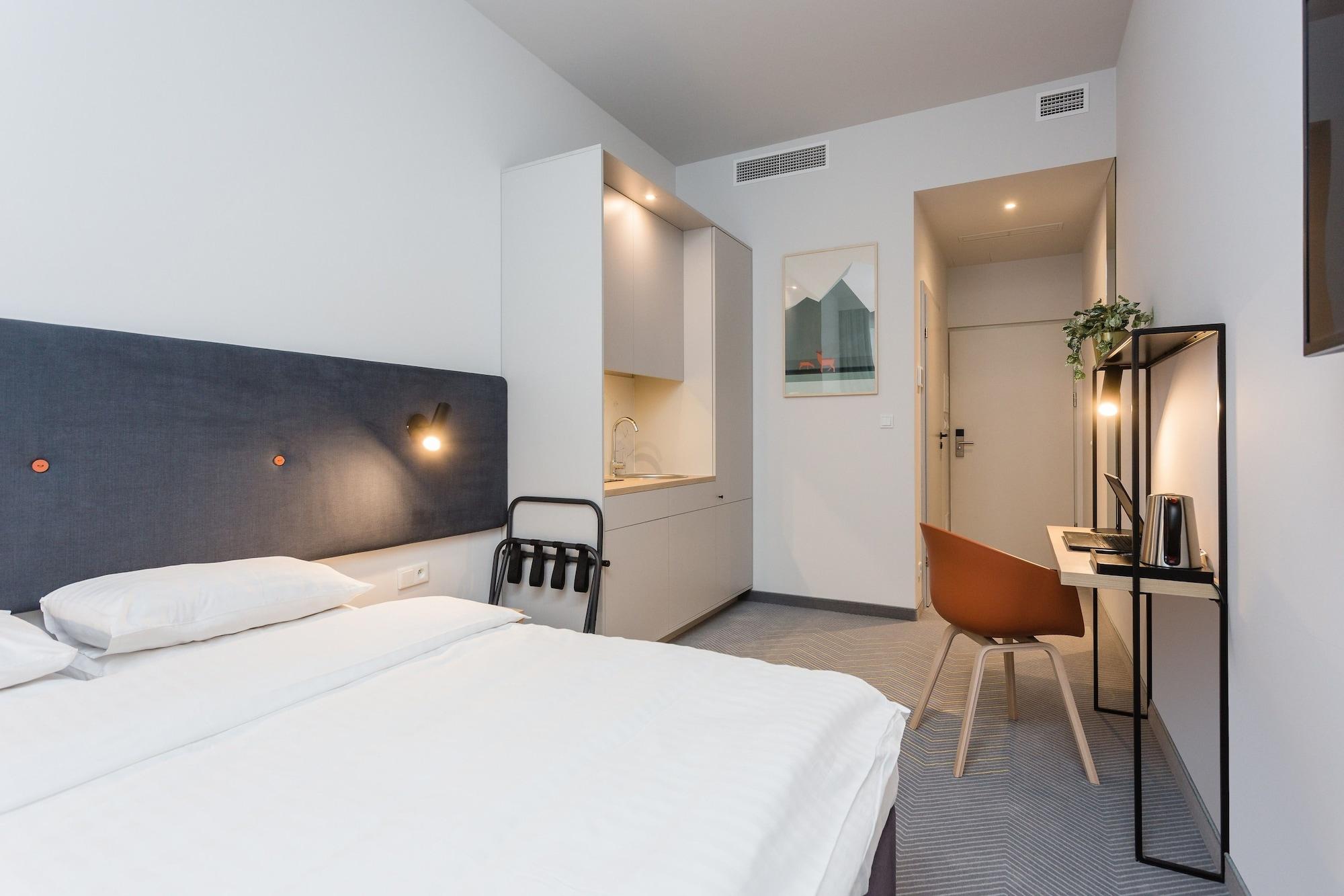 ורשה Platinum Hotel&Residence Wilanow מראה חיצוני תמונה