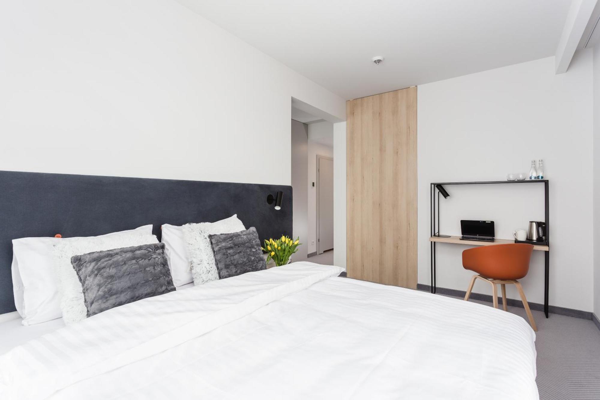 ורשה Platinum Hotel&Residence Wilanow מראה חיצוני תמונה