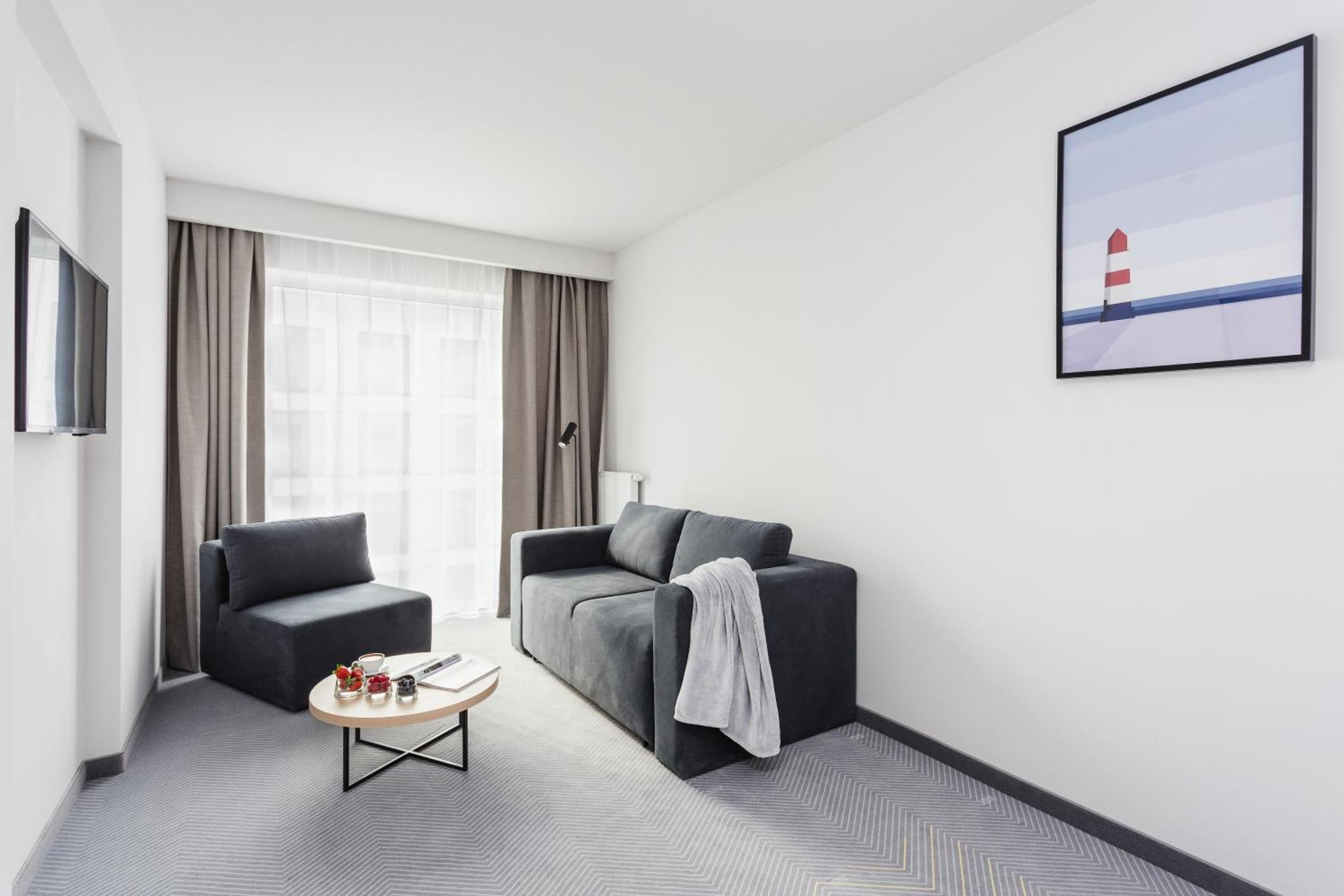 ורשה Platinum Hotel&Residence Wilanow מראה חיצוני תמונה